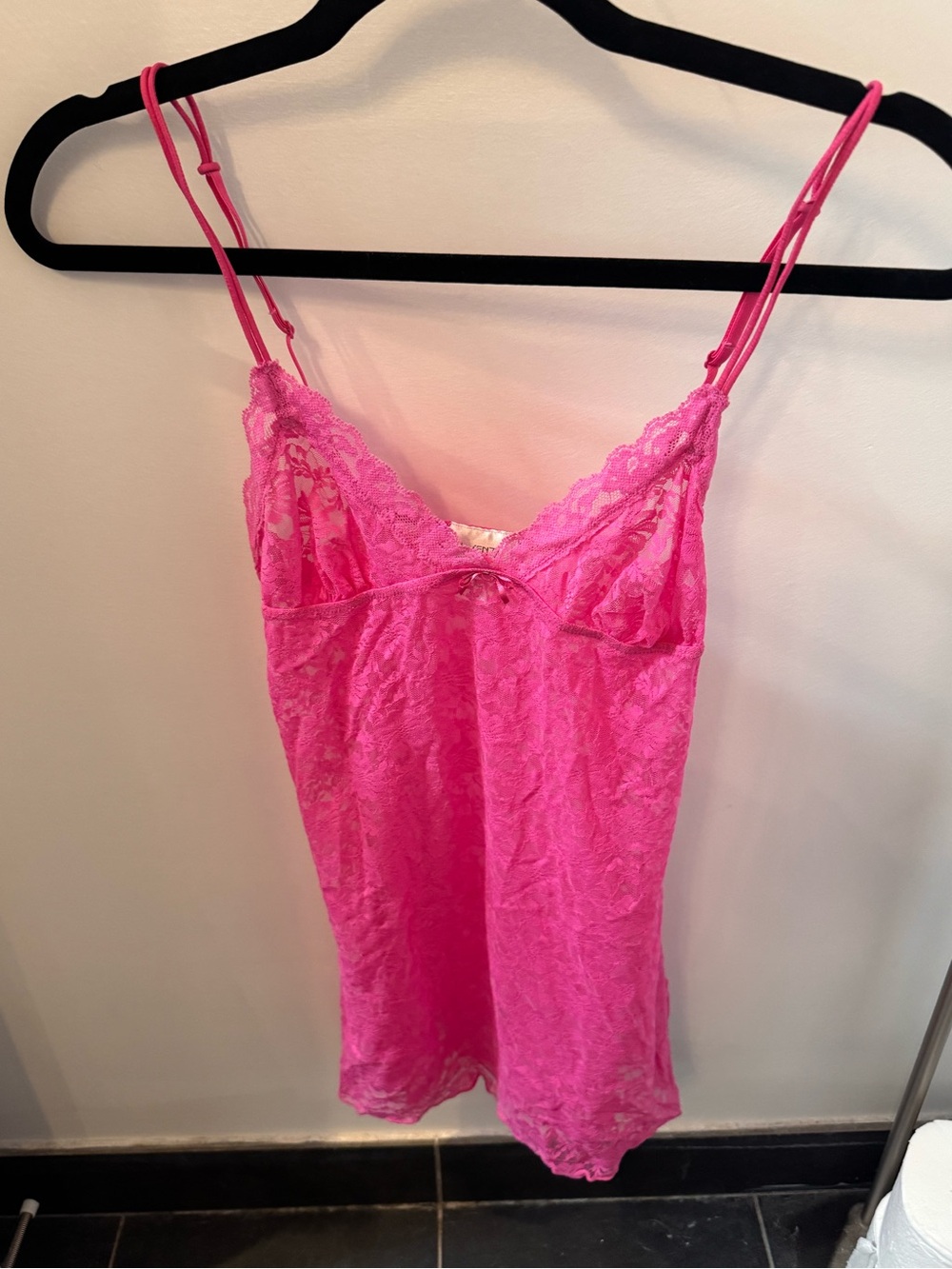 La SENZA Hot Pink Lace Chemise with Adjustable Straps